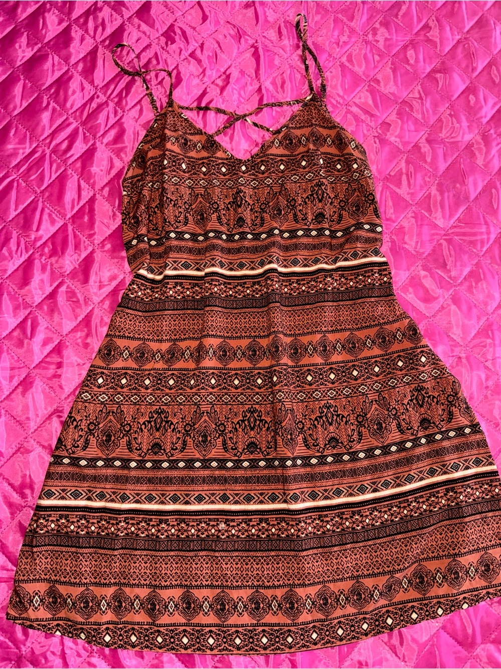 Forever 21 Women’s Brown Patterned Strappy Spaghetti Strap Dress size small
